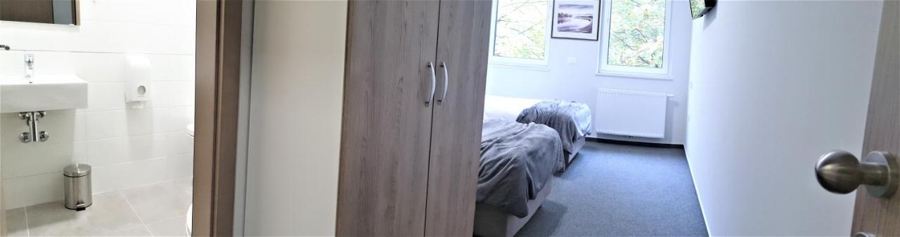 Smart Hostel Slavonski Brod Exterior foto
